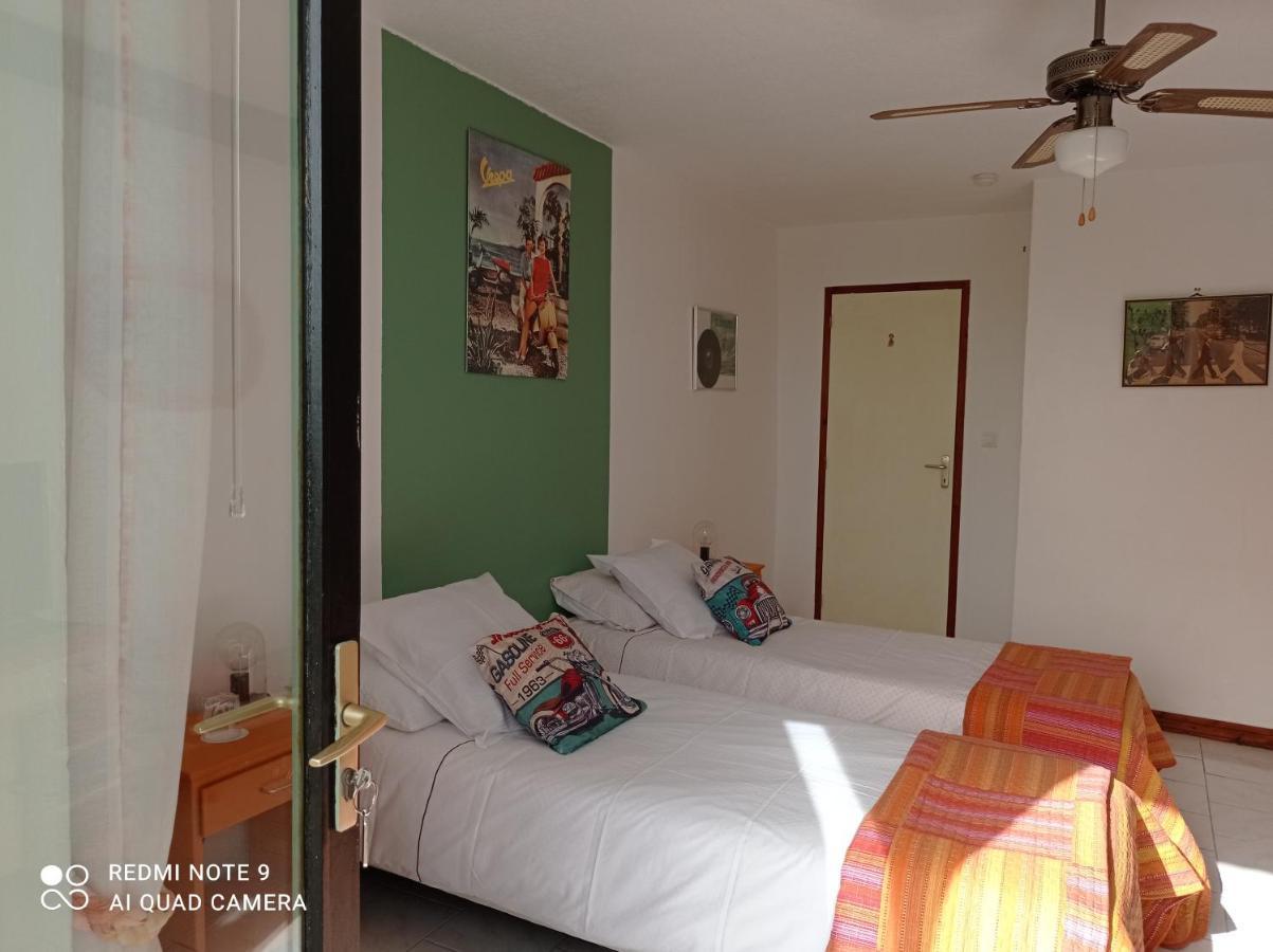 A L Epoque Bed & Breakfast Bouges  ภายนอก รูปภาพ